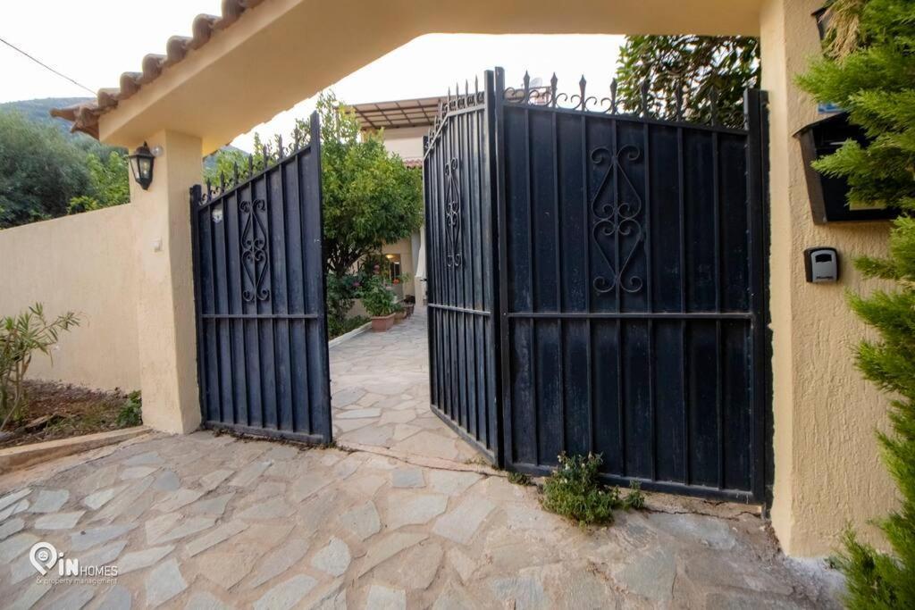 Odysseus Cozy Home Nea Makri Bagian luar foto