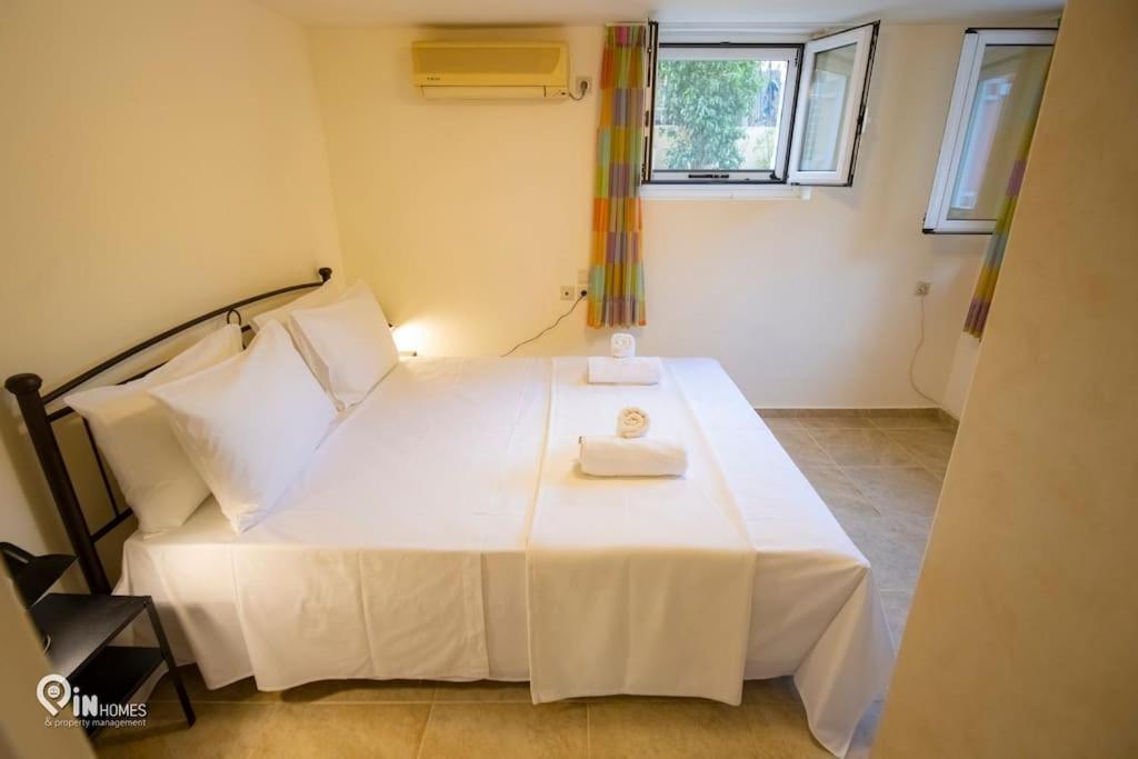 Odysseus Cozy Home Nea Makri Bagian luar foto