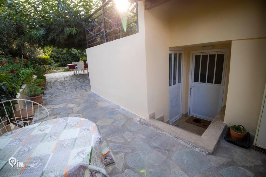 Odysseus Cozy Home Nea Makri Bagian luar foto